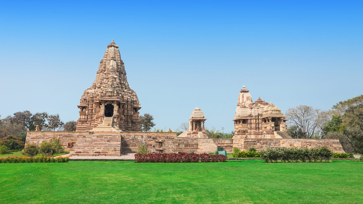 madhya pradesh tour packages-Khajuraho Erotic Temples