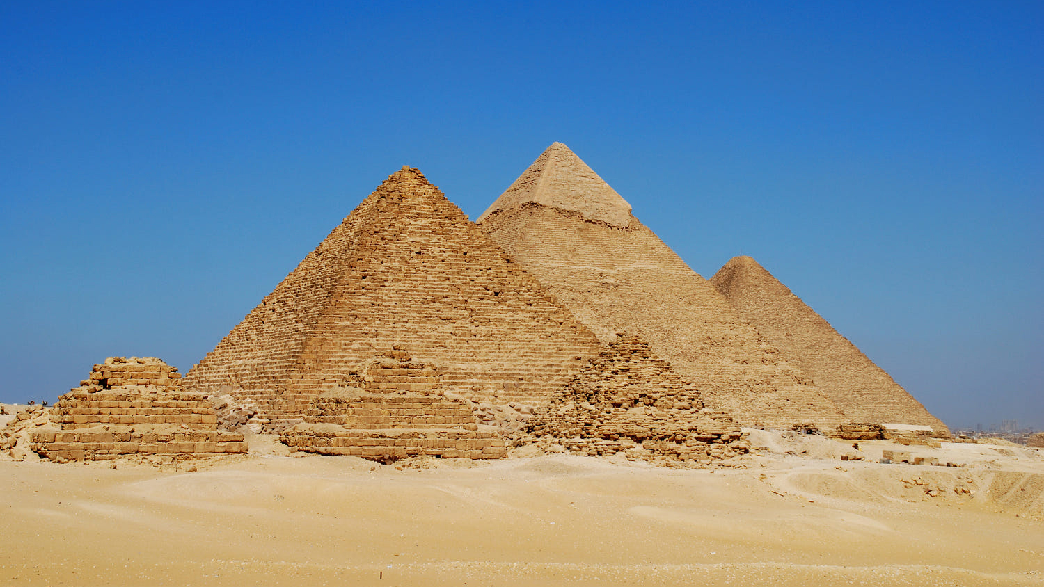 africa tour packages-Pyramids of Giza, Egypt
