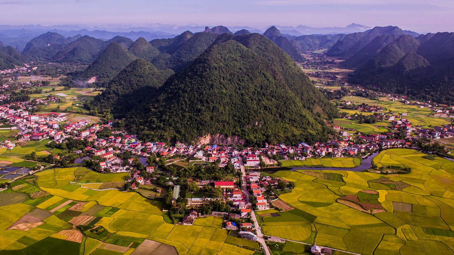 Vietnam Tour Packages-Bac Son Valley