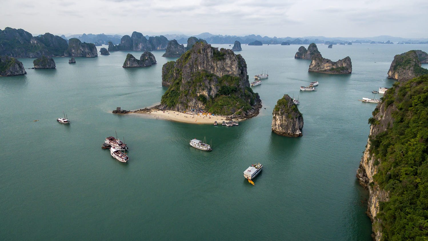 Vietnam Tour Packages-Ha Long Bay